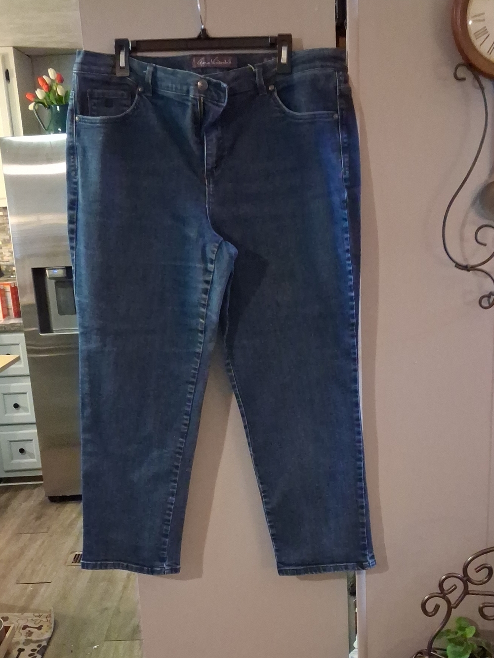 Gloria Vanderbilt ( Amanda) Women's Dark Blue Stretch Jeans.18W Short Lenght.